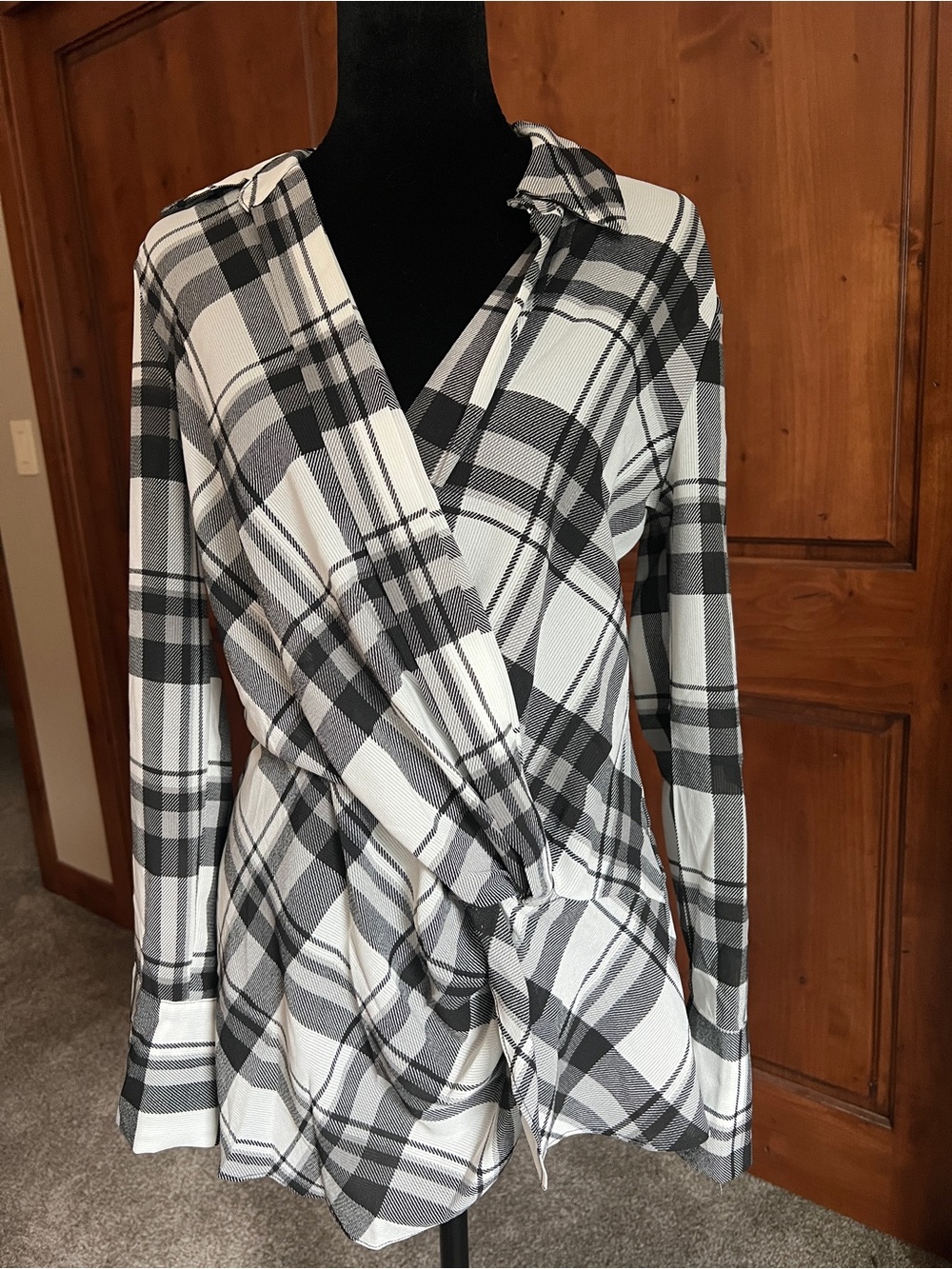 Laundry By Shelli Segal Black and White Plaid Twist-Front Button Down Shirt